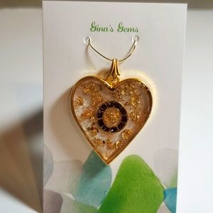 jewelry necklace pendant gold tone heart resin handcrafted